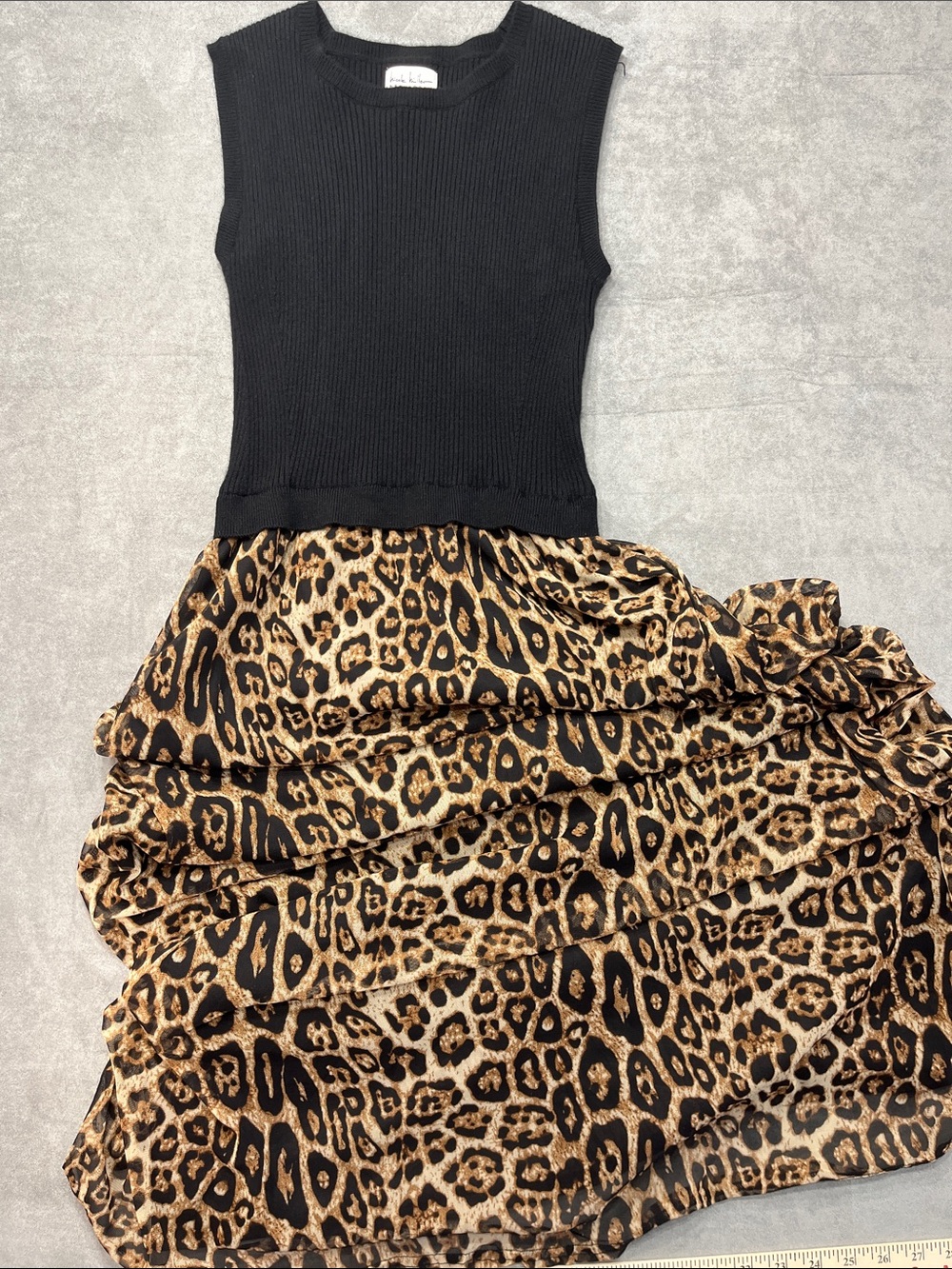 Nicole Miller New York Leopard Print Sleeveless Knit Midi Dress Size S
